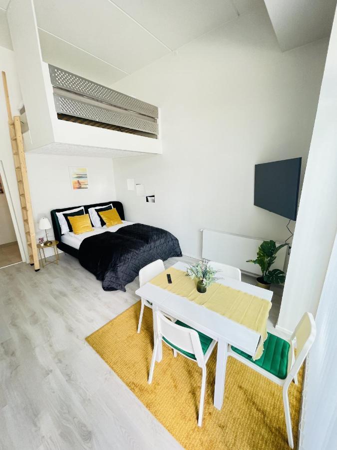 Aday - Harbor Groundfloor Own Entrance - Studio 奥尔堡 外观 照片